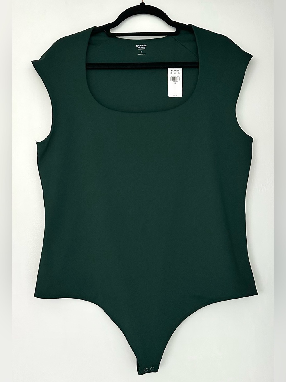 NWT Express BodyContour High Compression Scoop Neck Cap Sleeve Green XL Bodysuit - Picture 2 of 7
